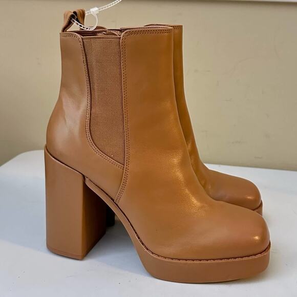 Gianni Bini Boots Tan Leather Platform Block Heel Y2K Style Chelsea Boots 8.5 - Picture 2 of 6